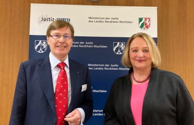 Justizminister Peter Biesenbach mit Sabine Leutheusser-Schnarrenberger 