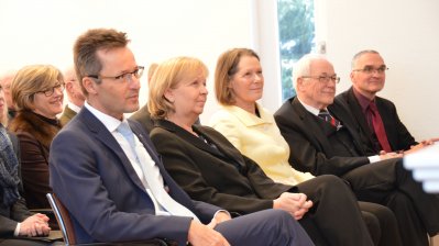 Symbolische Grundsteinlegung für das JohannesRau-Zentrum der Bergischen Universität Wuppertal