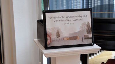 Symbolische Grundsteinlegung für das JohannesRau-Zentrum der Bergischen Universität Wuppertal