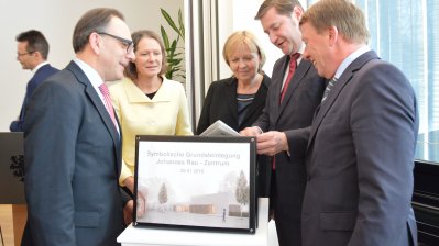 Symbolische Grundsteinlegung für das Johannes-Rau-Zentrum der Bergischen Universität Wuppertal