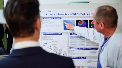 Ministerpräsident Wüst informiert sich im Protonentherapiezentrum WPE in Essen über die Behandlung von Krebserkrankungen