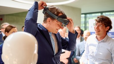 Keynote zur Eröffnung des Symposiums „Künstliche Intelligenz für eine menschliche Krebsmedizin“ des Cancer Research Center Cologne Essen