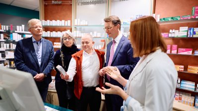 Austausch mit Apothekern der Laurentius-Apotheke Coesfeld