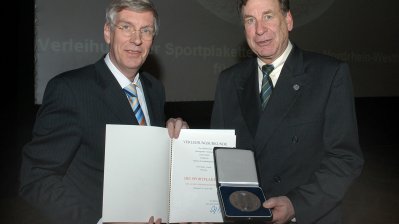 Innenminister verleiht Sportplaketten, Detlev J. Irmler aus Mettmann