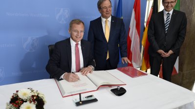 Ministerpräsident Armin Laschet empfängt den Landeshauptmann von Oberösterreich