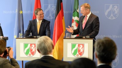 Ministerpräsident Armin Laschet empfängt den Landeshauptmann von Oberösterreich