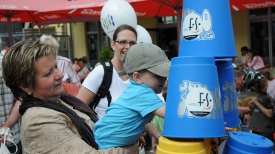 Ministerin Löhrmann eröffnet Familien- und Jugendfest in Hückeswagen, 08.06.2013