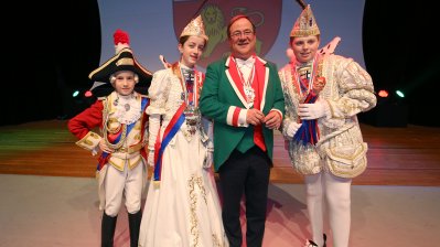 Ministerpräsident Armin Laschet empfängt die Kinderprinzenpaare und Kinderdreigestirne aus Nordrhein-Westfalen