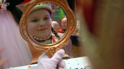 Ministerpräsident Armin Laschet empfängt die Kinderprinzenpaare und Kinderdreigestirne aus Nordrhein-Westfalen