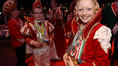 Ministerpräsident Armin Laschet empfängt die Kinderprinzenpaare und Kinderdreigestirne aus Nordrhein-Westfalen