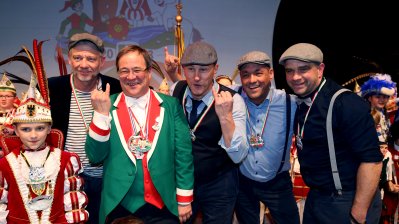 Ministerpräsident Armin Laschet empfängt die Kinderprinzenpaare und Kinderdreigestirne aus Nordrhein-Westfalen