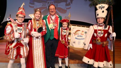 Ministerpräsident Armin Laschet empfängt die Kinderprinzenpaare und Kinderdreigestirne aus Nordrhein-Westfalen