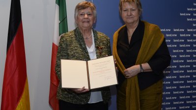 Renate Tschirner aus Moers