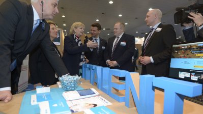 Ministerpräsidentin Hannelore Kraft besucht die CeBIT 2015