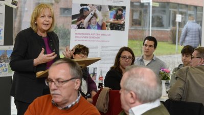 Ministerpräsidentin Kraft besucht Integrationsküche in Nordkirchen