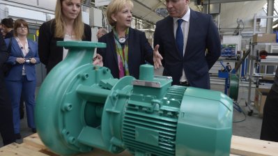 Ministerpräsidentin Hannelore Kraft besucht im Rahmen ihrer "Hidden Champions" Tour im Ruhrgebiet das Unternehmen WILO SE