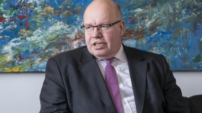 Ministerpräsident Armin Laschet empfängt den Bundesminister für Wirtschaft und Energie, Peter Altmaier, in der Staatskanzlei