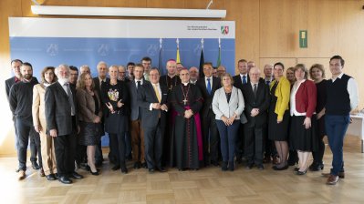 Nordrhein-Westfalen und Vatikan fördern weiterhin Katholische Theologie am Standort Bochum