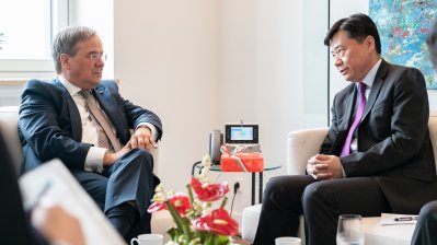 Ministerpräsident Armin Laschet trifft den Botschafter der Volksrepublik China WU Ken