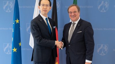 Ministerpräsident Armin Laschet empfängt den Gouverneur der japanischen Präfektur Fukushima