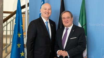 Ministerpräsident Laschet empfängt den Gouverneur des US-Bundesstaates Nebraska