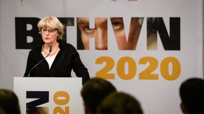 Kulturstaatsministerin Monika Grütters und Ministerpräsident Armin Laschet stellen Höhepunkte des Beethoven-Jahres 2020 vor