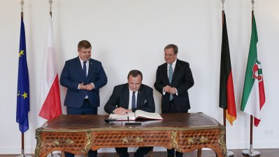 Ministerpräsident Laschet empfängt Schlesiens Marschall Jakub Chełstowski