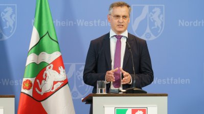 Konjunkturbericht des RWI – Leibniz-Instituts: Wirtschaft in Nordrhein-Westfalen sieht Silberstreifen am Horizont