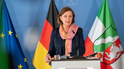 Presse-Briefing zum weiteren Schulbetrieb ab Montag  