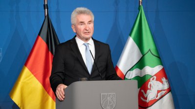 Presse-Briefing mit Wirtschaftsminister Prof. Dr. Andreas Pinkwart, RWI-Präsident Prof. Dr. Christoph M. Schmidt und Geschäftsführer der IHK NRW Dr. Matthias Mainz