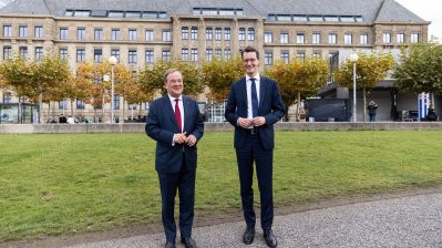 Ministerpräsident Hendrik Wüst übernimmt die Amtsgeschäfte in der Staatskanzlei