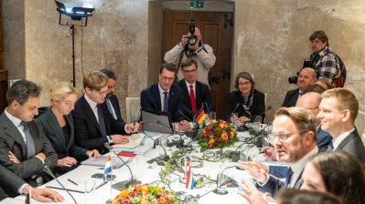 Gespräche und Pressekonferenz zum Benelux-Summit