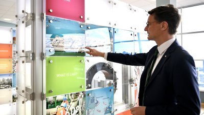 Ministerpräsident Hendrik Wüst besucht das LNG-Terminal in Zeebrugge