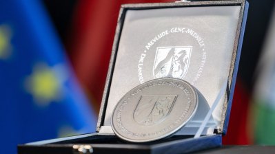 Integrationsprojekt PerMenti mit Mevlüde-Genç-Medaille des Landes Nordrhein-Westfalen geehrt