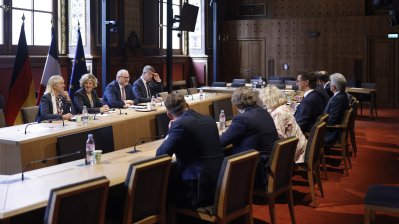 Paris-Reise: Gespräche mit den Mitgliedern der Deutsch-Französischen Freundschaftsgruppe im französischen Senat