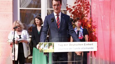 Empfang zum Tag der Deutschen Einheit in der Residenz des Deutschen Botschafters, Dr. Hans-Dieter Lucas