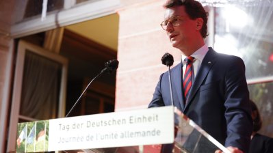 Empfang zum Tag der Deutschen Einheit in der Residenz des Deutschen Botschafters, Dr. Hans-Dieter Lucas