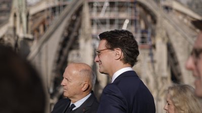 Ministerpräsident Hendrik Wüst besucht die Kathedrale Notre-Dame in Paris