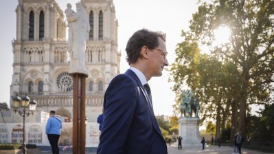 Ministerpräsident Hendrik Wüst besucht die Kathedrale Notre-Dame in Paris
