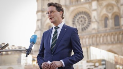 Ministerpräsident Hendrik Wüst besucht die Kathedrale Notre-Dame in Paris