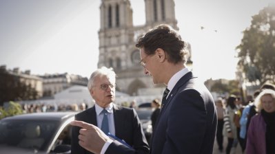 Ministerpräsident Hendrik Wüst besucht die Kathedrale Notre-Dame in Paris