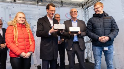Ministerpräsident Hendrik Wüst besucht Infineon Technologies AG in Warstein