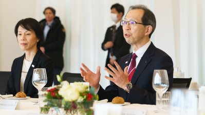 Ministerpräsident Hendrik Wüst trifft den Gouverneur der Präfektur Fukushima Masao Uchibori