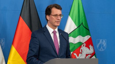 Landesregierung startet Kampagne #NieWiederIstJetzt