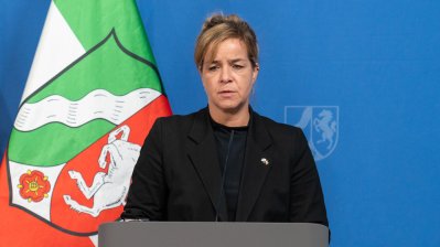 Landesregierung startet Kampagne #NieWiederIstJetzt