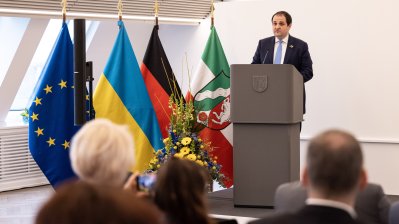 Ministerpräsident Hendrik Wüst und Kölns Oberbürgermeisterin Henriette Reker werden mit Orden der Ukrainisch-Orthodoxen Kirche ausgezeichnet