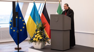 Ministerpräsident Hendrik Wüst und Kölns Oberbürgermeisterin Henriette Reker werden mit Orden der Ukrainisch-Orthodoxen Kirche ausgezeichnet