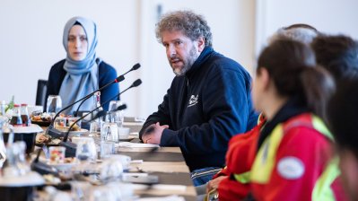 Ministerpräsident Wüst dankt nordrhein-westfälischen Helfern für Erdbebeneinsatz in der Türkei und Syrien