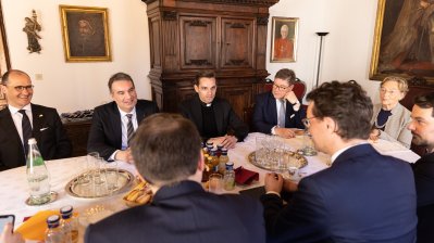 Ministerpräsident Hendrik Wüst reist nach Rom