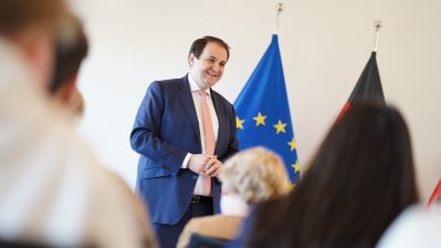 Girls & Boys Day: Schülerinnen und Schüler zu gast bei Ministerpräsident Hendrik Wüst